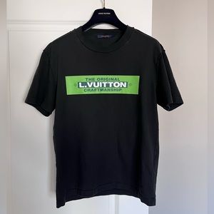 Authentic 22SS Louis Vuitton Unisex LV Logo Print T-shirt